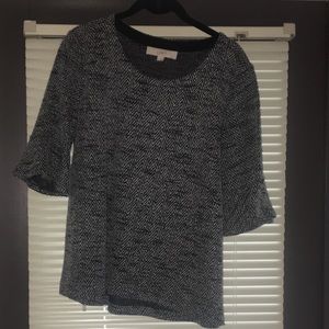 Bell sleeved tweed sweater top
